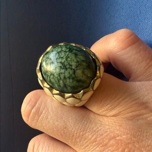Vintage 60s green robin’s egg statement ring!
